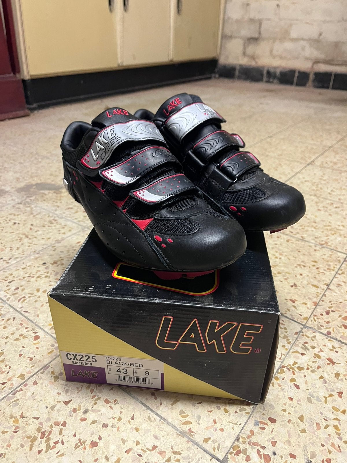 Chaussures de vélo Lake taille 43, Enlèvement ou Envoi, Comme neuf, Chaussures