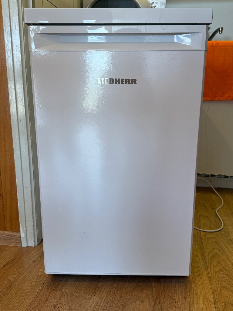 Liebherr Frigo met vriesvak losstaand, Elektronische apparatuur, Koelkasten en IJskasten, 75 tot 100 liter, Zo goed als nieuw