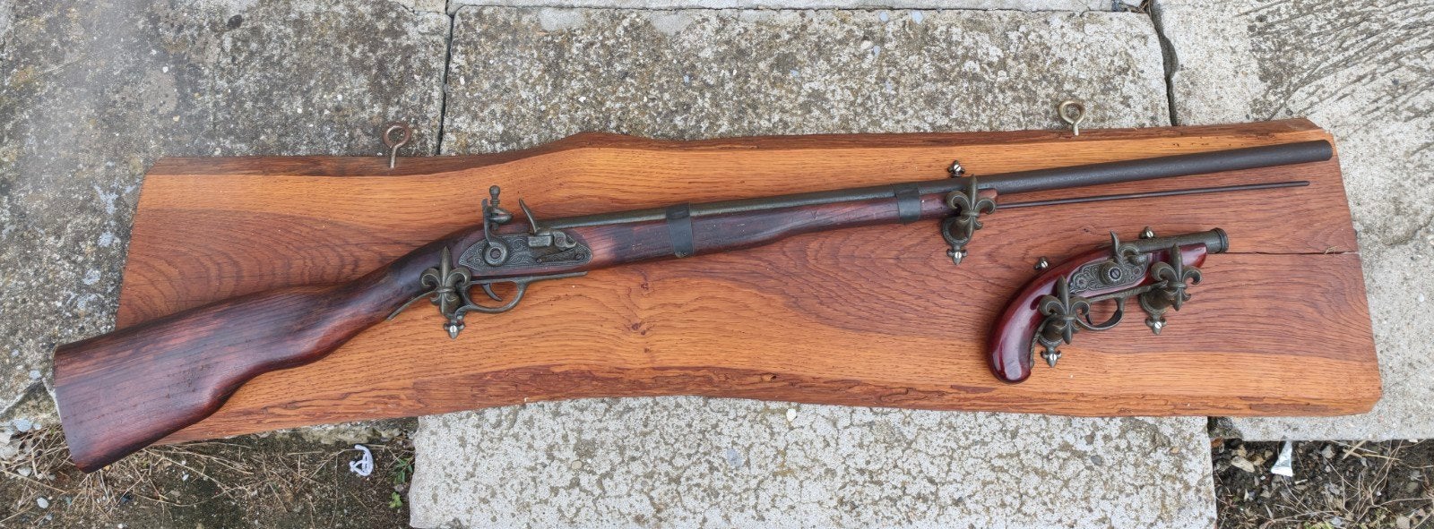 Réplique arme 18ème siecles, Enlèvement