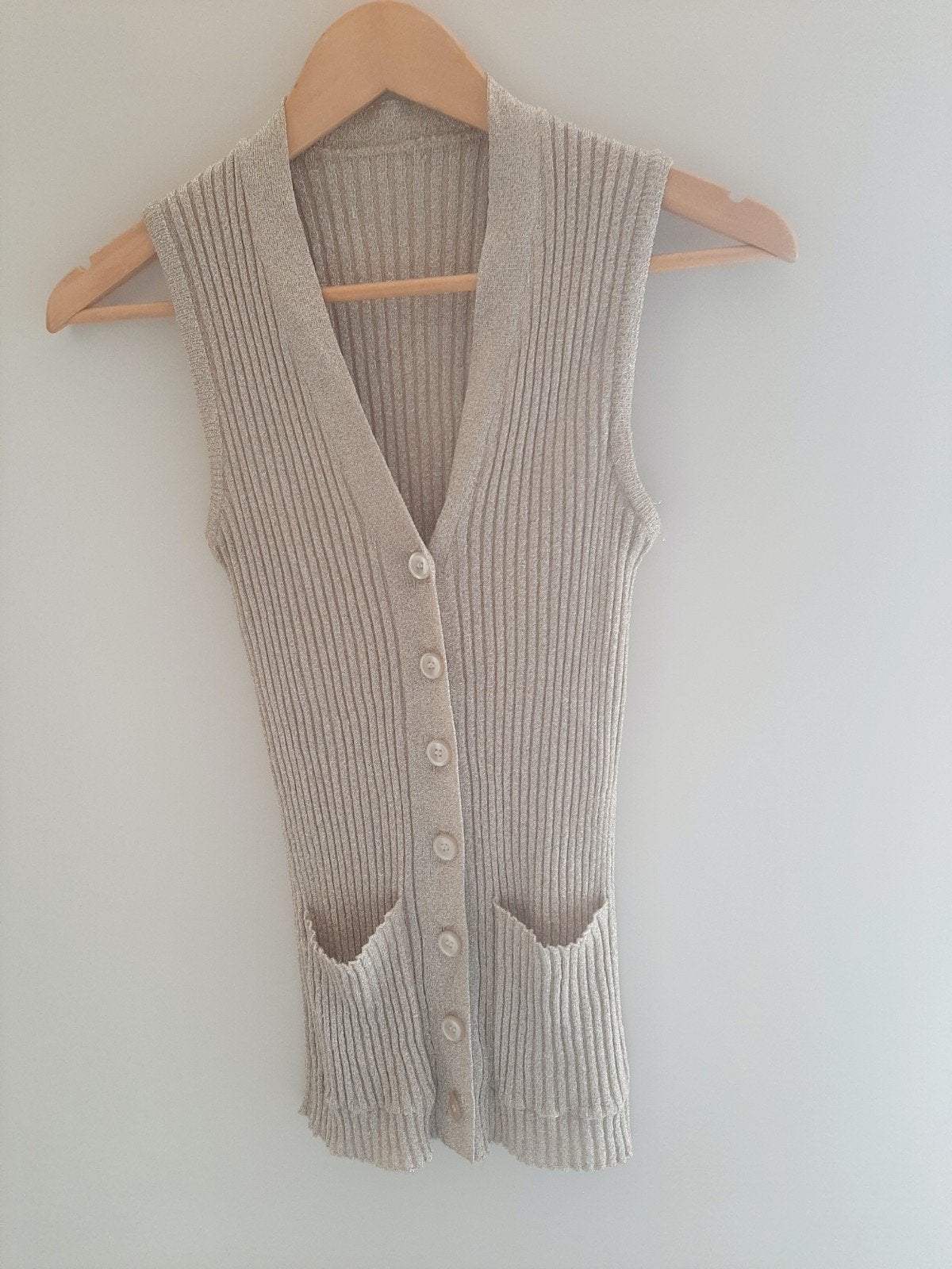 gilet doré, Vêtements | Femmes, Sans manches, Taille 38/40 (M), Enlèvement ou Envoi, Porté