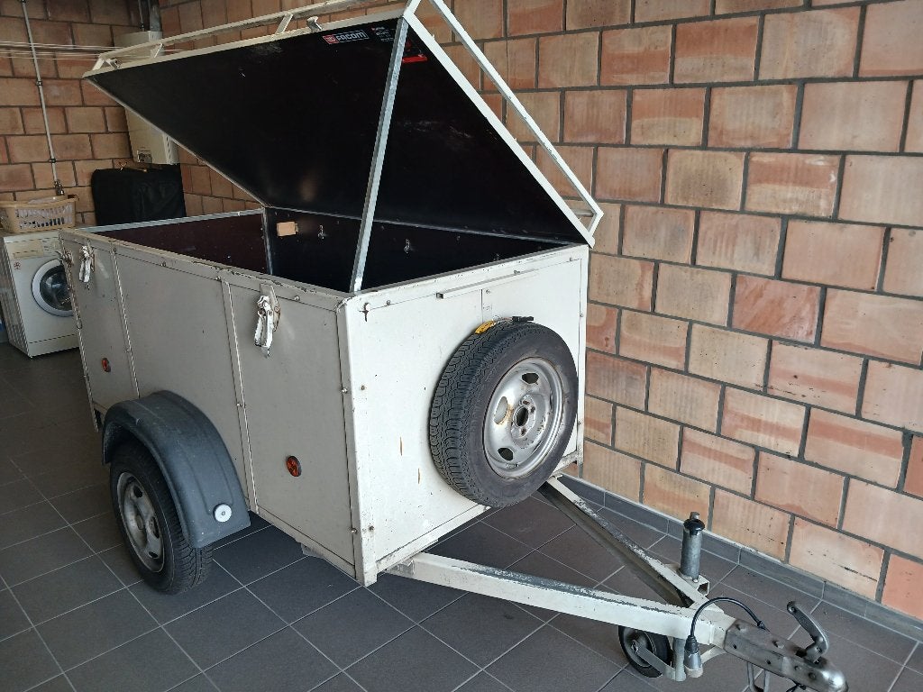 aanhangwagen, Enlèvement, Utilisé