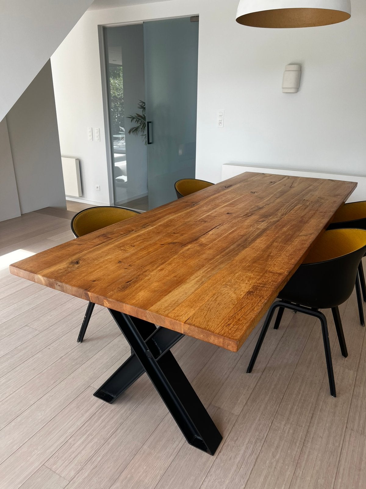 Prachtige grote eiken tafel met X poot, Huis en Inrichting, Ophalen, Zo goed als nieuw