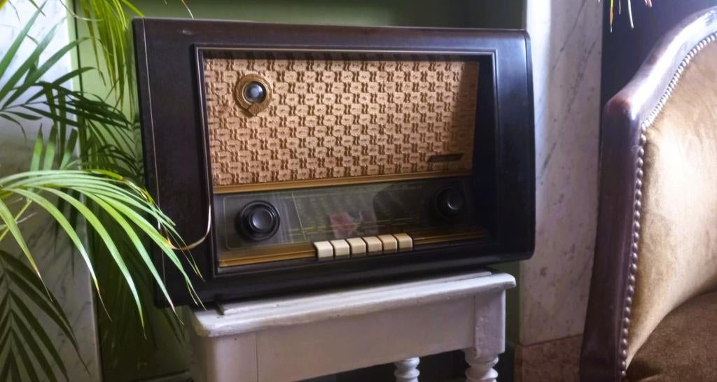 Radio à Tube Telefunken Dacapo - Années 1950, Enlèvement
