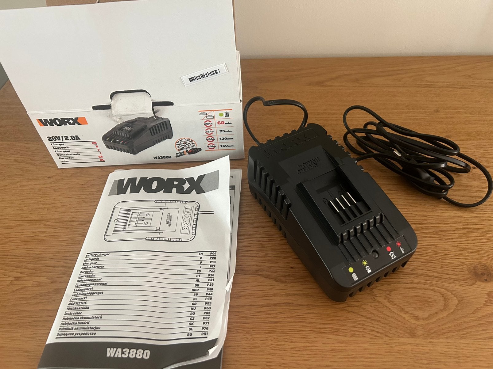 Oplader WORX WA3880, Doe-het-zelf en Bouw, Ophalen, Zo goed als nieuw, Overige typen