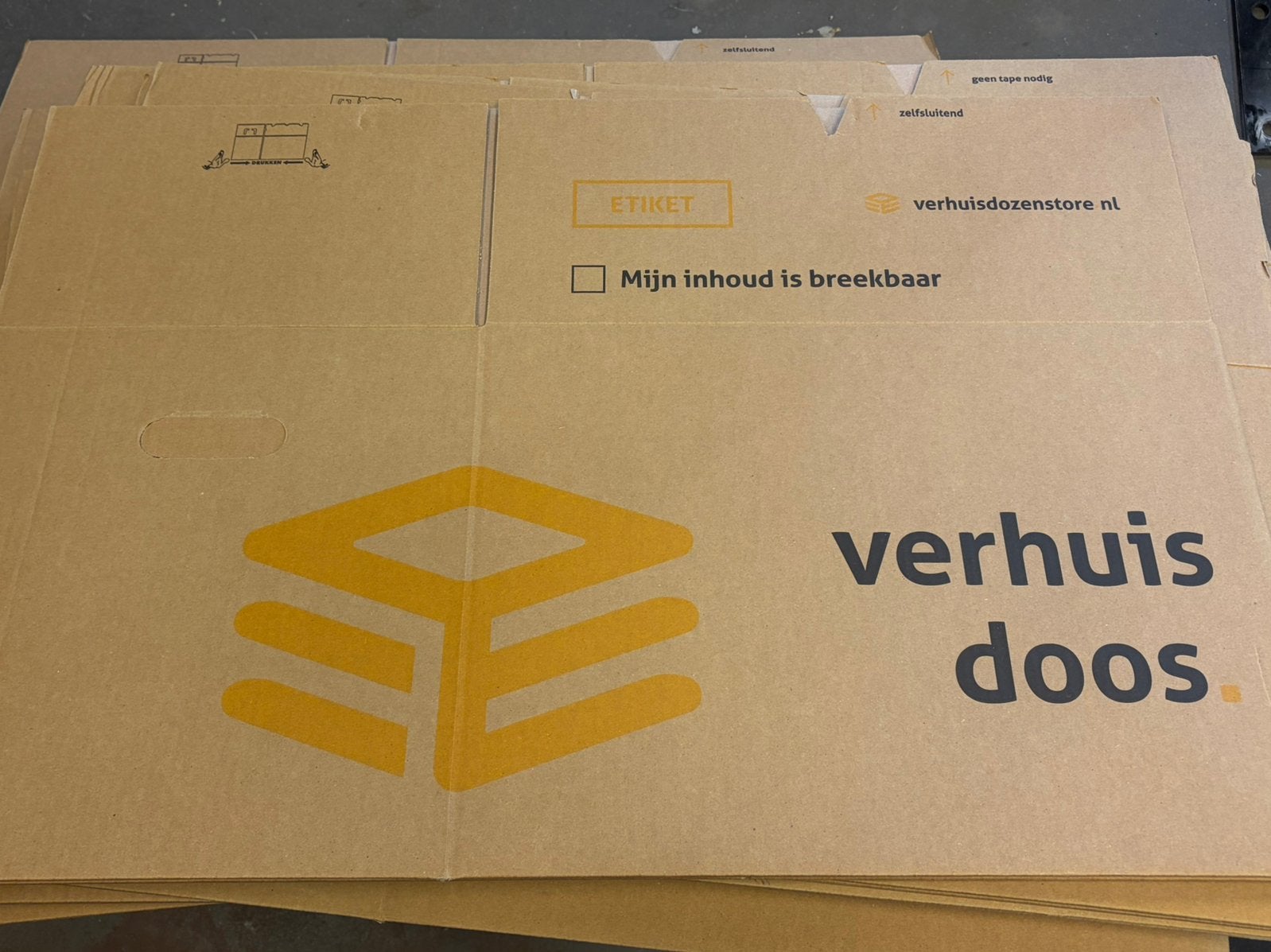 40 verhuisdozen, Ophalen, Zo goed als nieuw