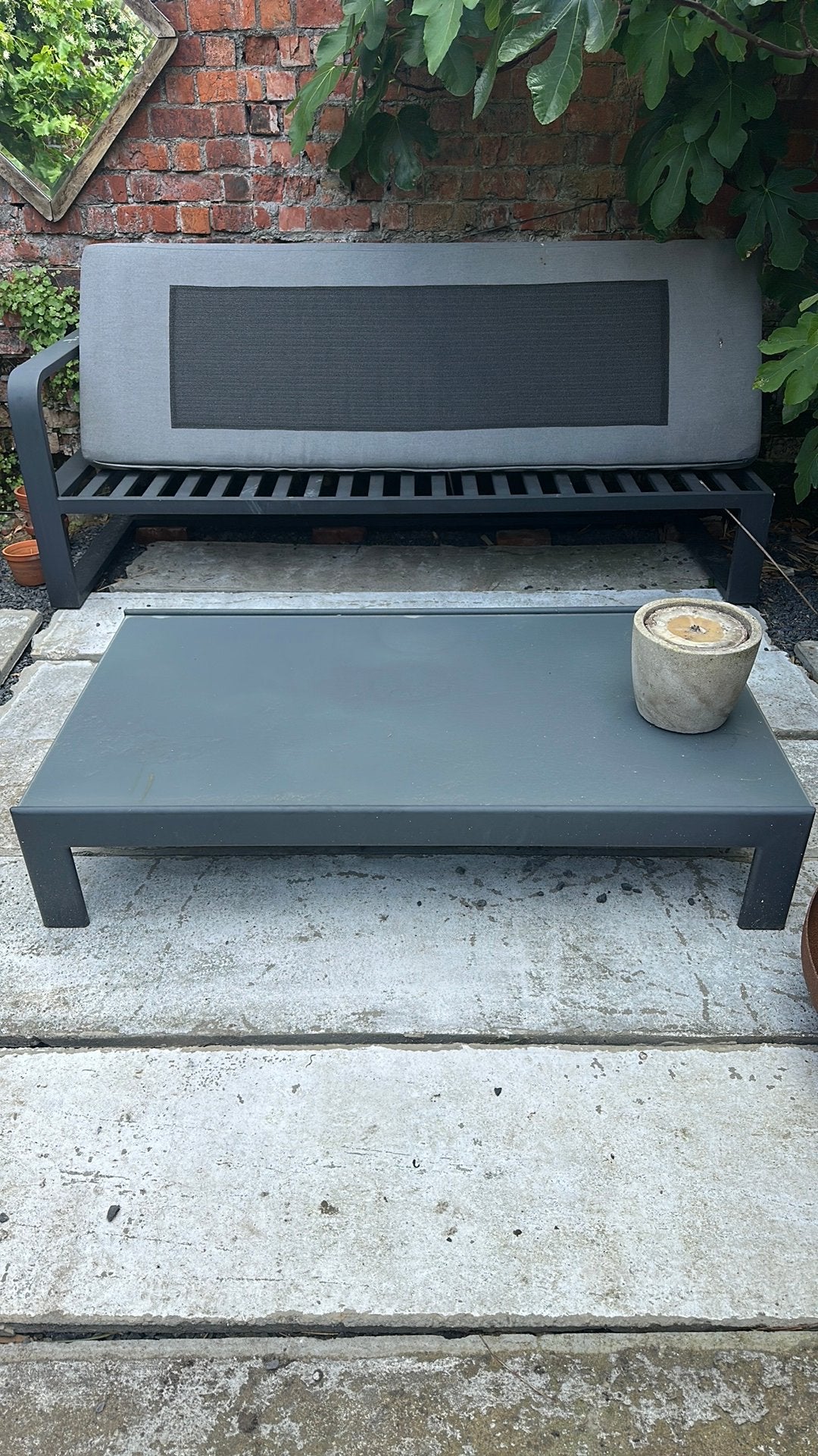 Tafel lounge tuin met melkglas, Tuin en Terras, Tuinsets en Loungesets, Ophalen, Bijzettafel, Aluminium, Zo goed als nieuw