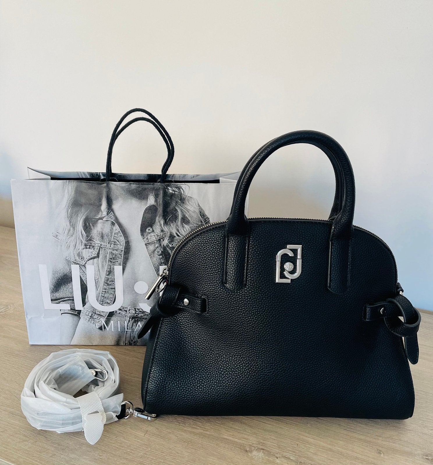 Prachtige nieuwe handtas liu jo, Handtassen en Accessoires, Tassen | Damestassen, Ophalen of Verzenden, Nieuw, Handtas