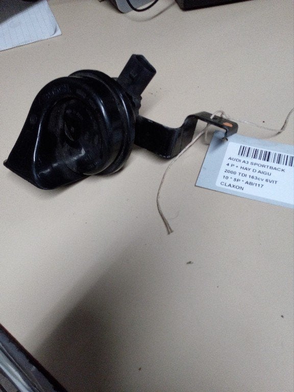 CLAXON Audi A3 Sportback (8PA) (01-2004/03-2013) (8P0951223), Gebruikt, Audi