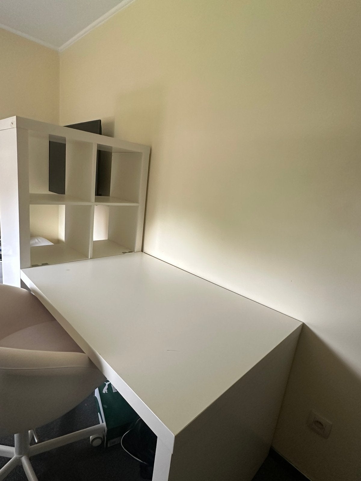 Bureau, Huis en Inrichting, Bureaus, Ophalen, IKEA