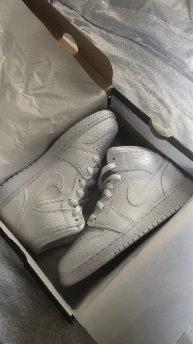 air jordan one mid white, Envoi