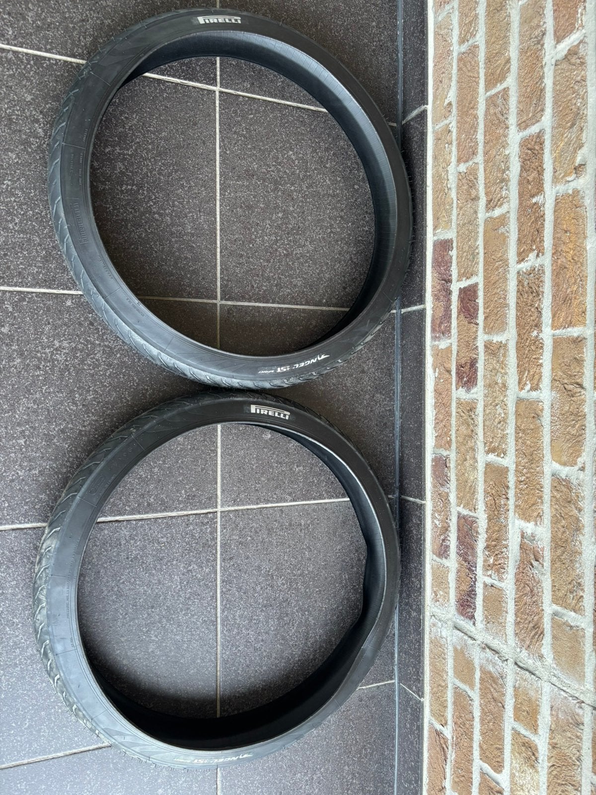 2 stuks Pirelli Angel St Sport banden  Nieuw!, Elektrische fiets, Band, Nieuw, Ophalen of Verzenden