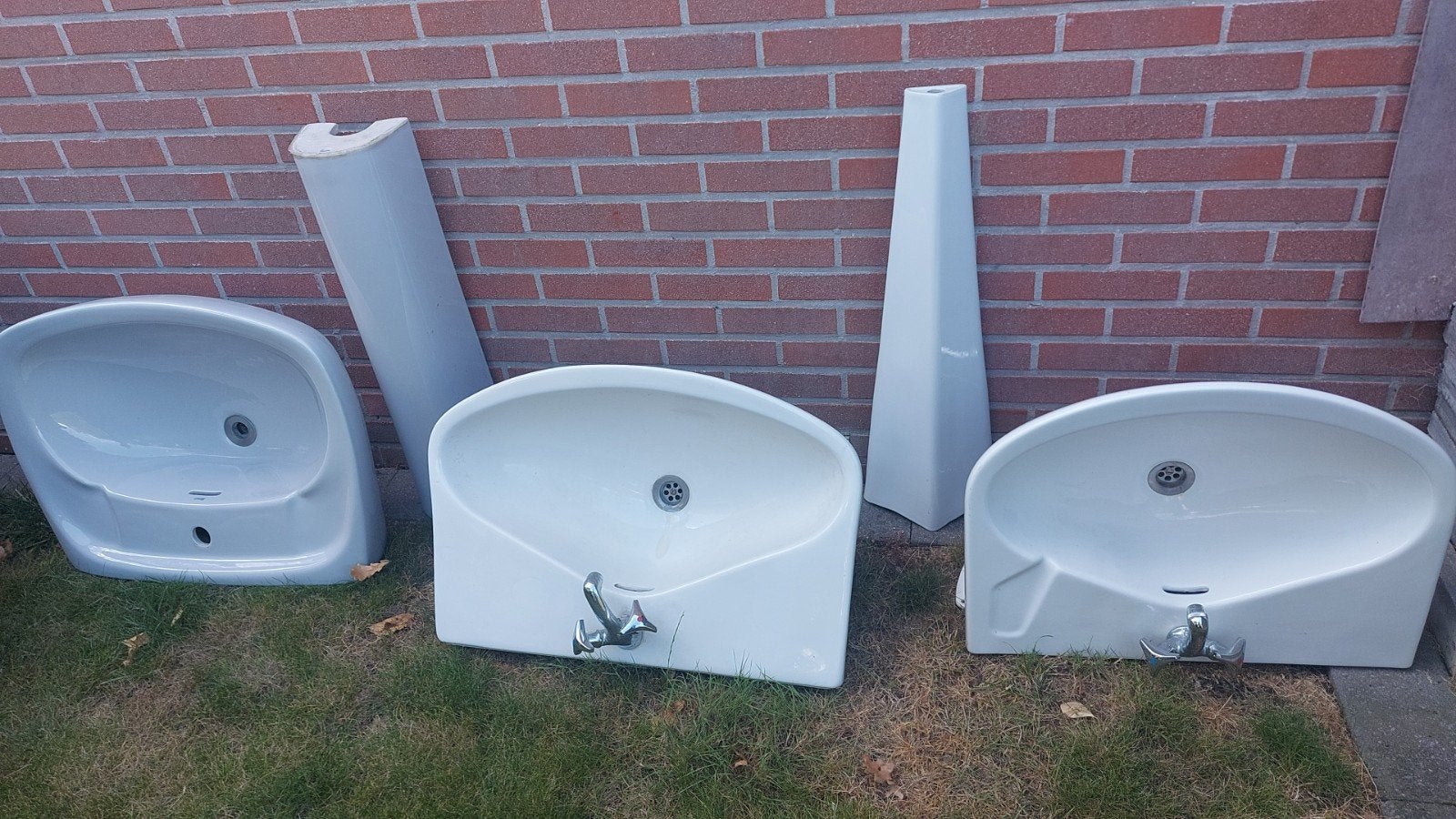 Lavabos - wastafels, Doe-het-zelf en Bouw, Sanitair, Ophalen