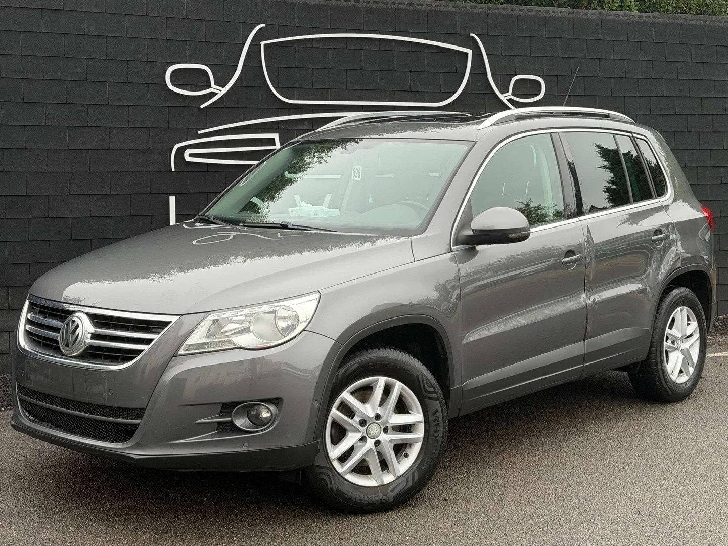 Volkswagen Tiguan 2.0 TDi+AIRCO+TOIT PANO+CUIR+JANTES+EURO 5, Autos, Cuir, Achat, 139 g/km, Noir