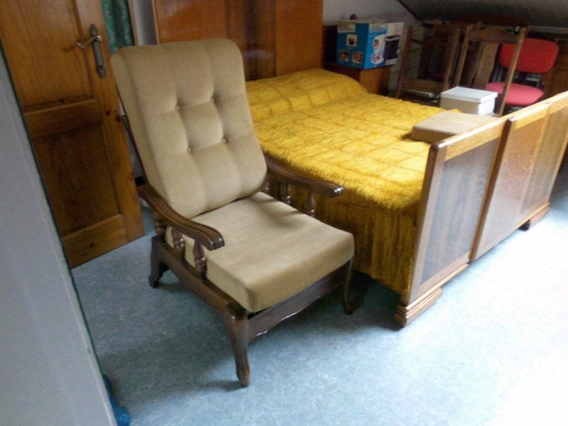 Fauteuil - lit en hêtre brun clair divers positions, Maison & Meubles, 75 à 100 cm, Bois, Enlèvement, 75 à 100 cm
