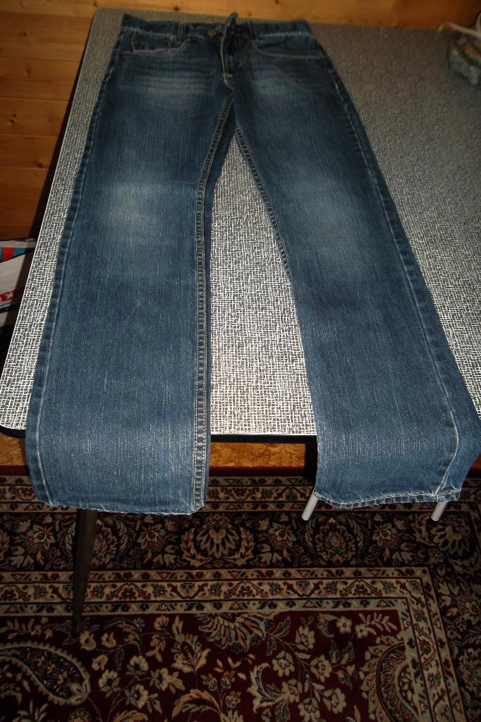Jeansbroek Authentic crafted , maat 170, Enfants & Bébés, Vêtements enfant | Taille 170, Pantalon, Garçon, Enlèvement ou Envoi