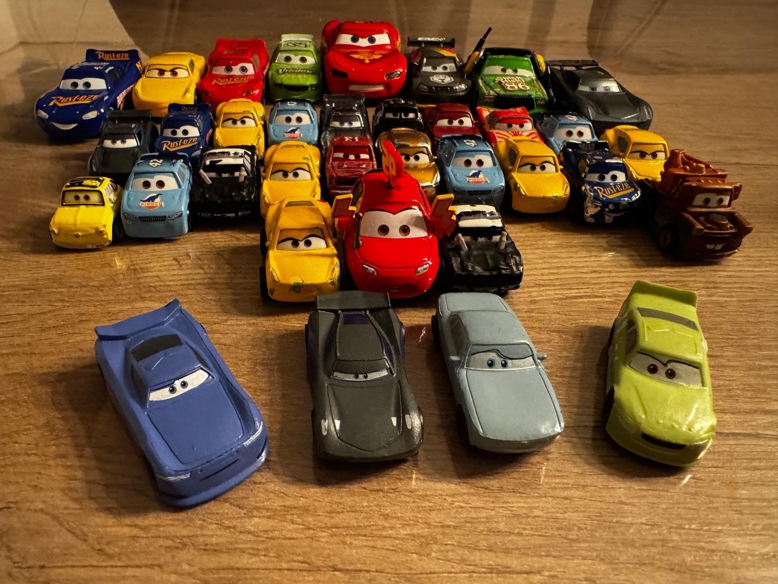 Disney Pixar Cars - 35 petites voitures - ensemble complet, Enlèvement