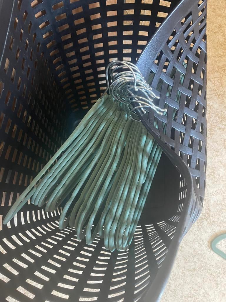 Gratis kapstokken, Ophalen, Zo goed als nieuw