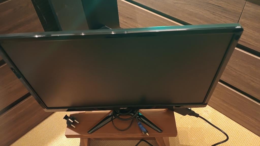 Monitor, Kantelbaar, 101 t/m 150 Hz, Full HD, Zo goed als nieuw