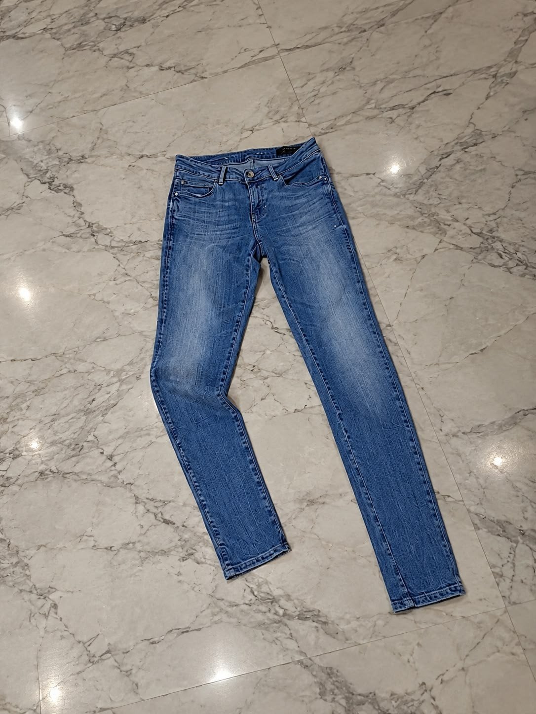 Guess skinny jeans blauw maat 25 (S/36), Kleding | Dames, Guess, Blauw, Ophalen of Verzenden, Zo goed als nieuw