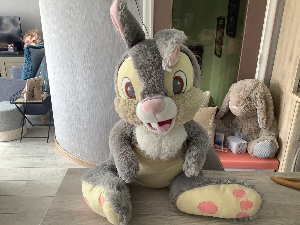 Grand personnage en peluche Disney Bambi Stamper (70 cm), Disney, Lapin, Comme neuf, Moyen (20 à 80 cm)
