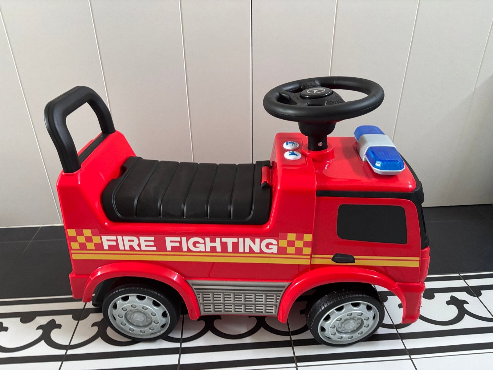 Mercedes-Benz Brandweer Loopauto Rood, Kinderen en Baby's, Ophalen, Nieuw