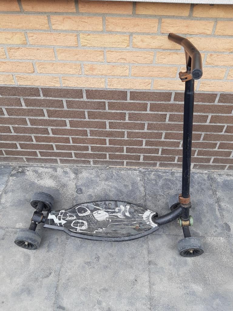 step oxelo met brede plank onderaan, Enlèvement, Utilisé