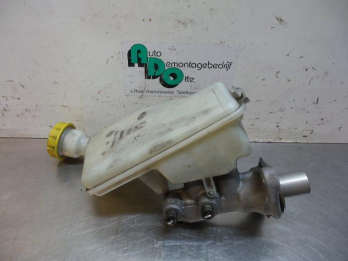 Hoofdremcilinder van een Peugeot 207 (207 06-), Auto-onderdelen, Remmen en Aandrijving, Peugeot, Gebruikt, 3 maanden garantie
