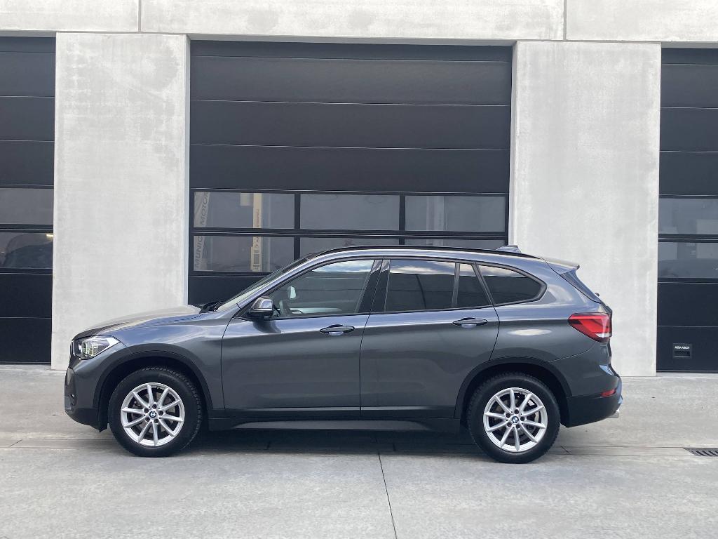 BMW X1sDrive 18i/Leder/LED/Electr.Zetels/Comforttoegang/..., Auto's, https://public.car-pass.be/vhr/3289ed42-f826-4429-aa08-a59ac2170aef