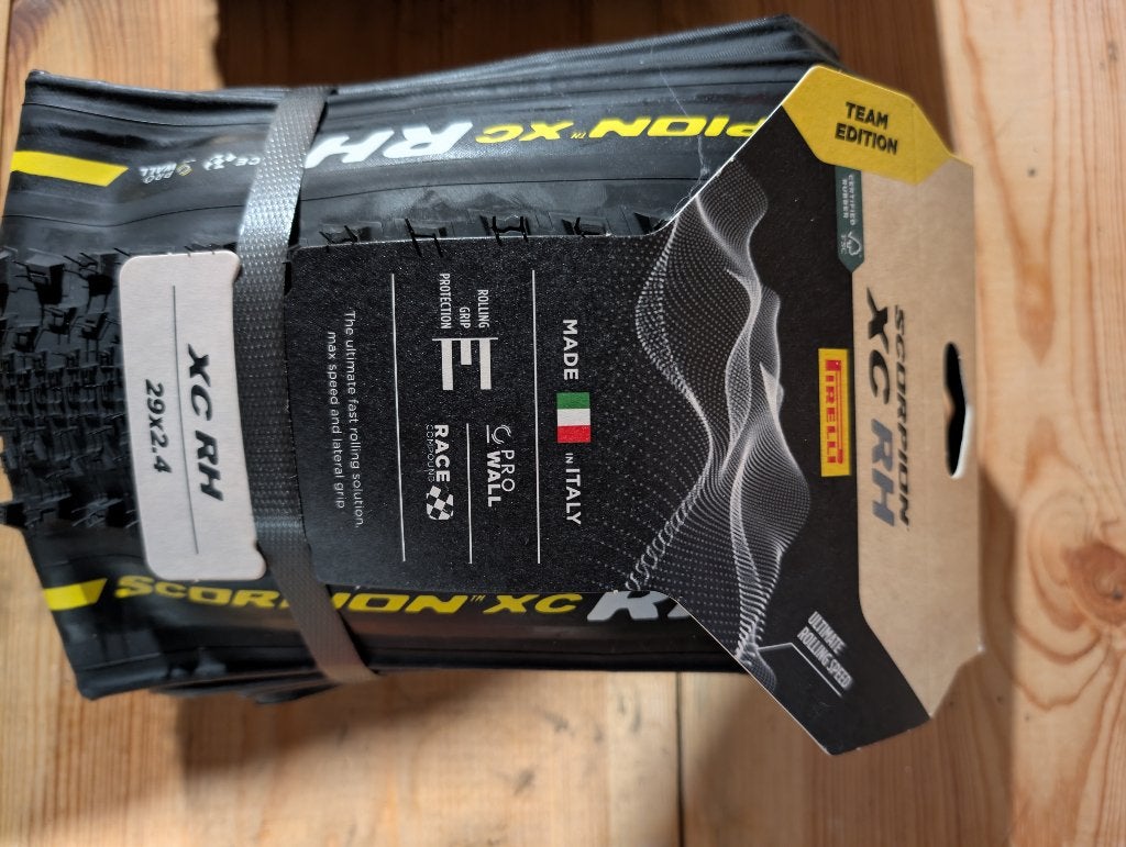 Pirelli Scorpion XC RH Vouwband - Race - ProWALL - 29x2.40", Fietsen en Brommers, Fietsaccessoires | Fietscomputers, Ophalen, Nieuw