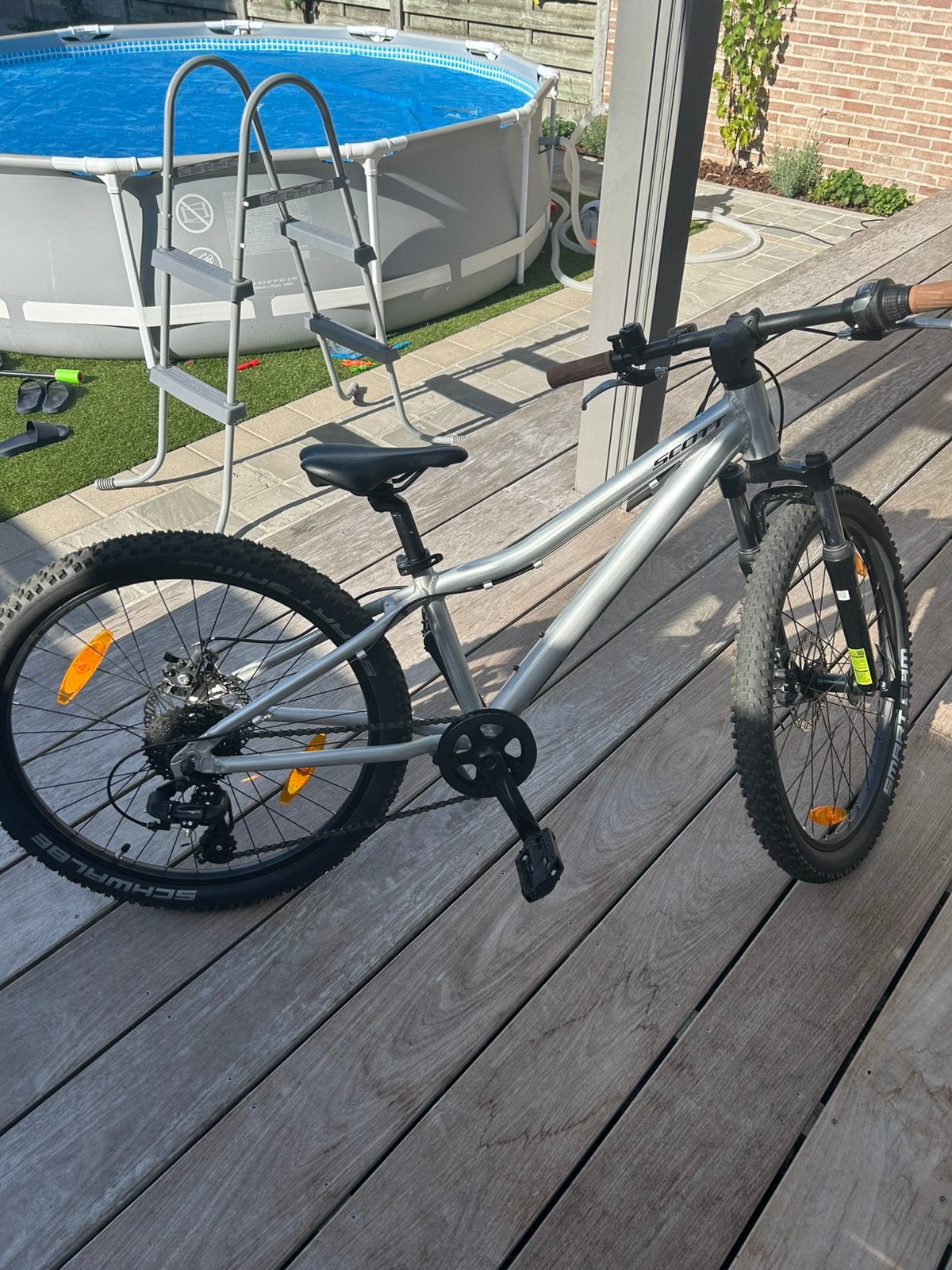 Kinderfiets Scott Scale 24 inch, Ophalen, Zo goed als nieuw, Versnellingen