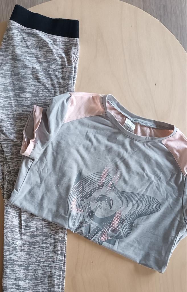 Sportkledij meisje - maat 140/ 146, Ophalen of Verzenden, Meisje