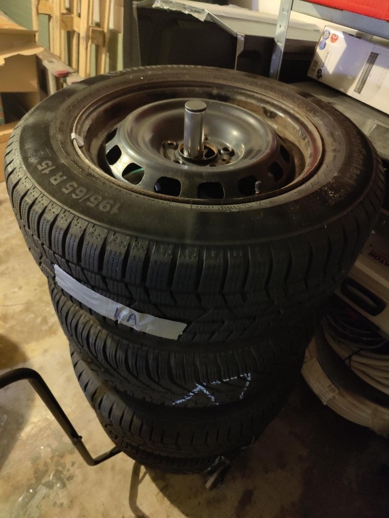 Autoband met velg en deksel, 195/65 R15 91T, Continental, 15 pouces, Pneus et Jantes, Pneus hiver, Véhicule de tourisme