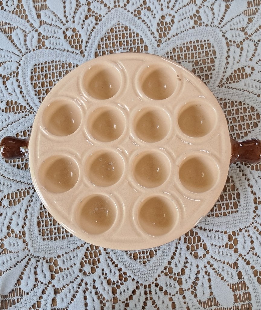 Assiettes à escargots ou à huîtres, Neuf, Poterie, Enlèvement, Balance ou Balances