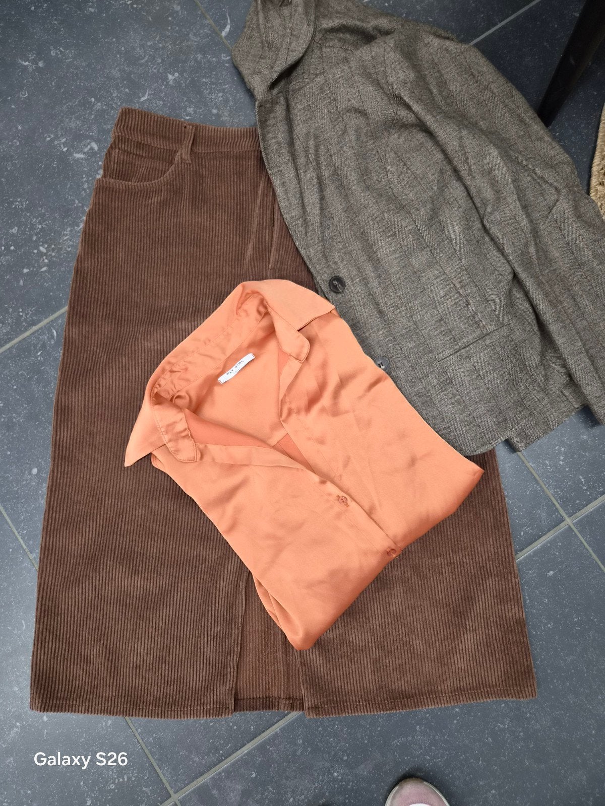 Mooie set rok- bloes-blazer NIEUW!, Kleding | Dames, Dames-kledingpakketten, Verzenden, Nieuw, Maat 42/44 (L)