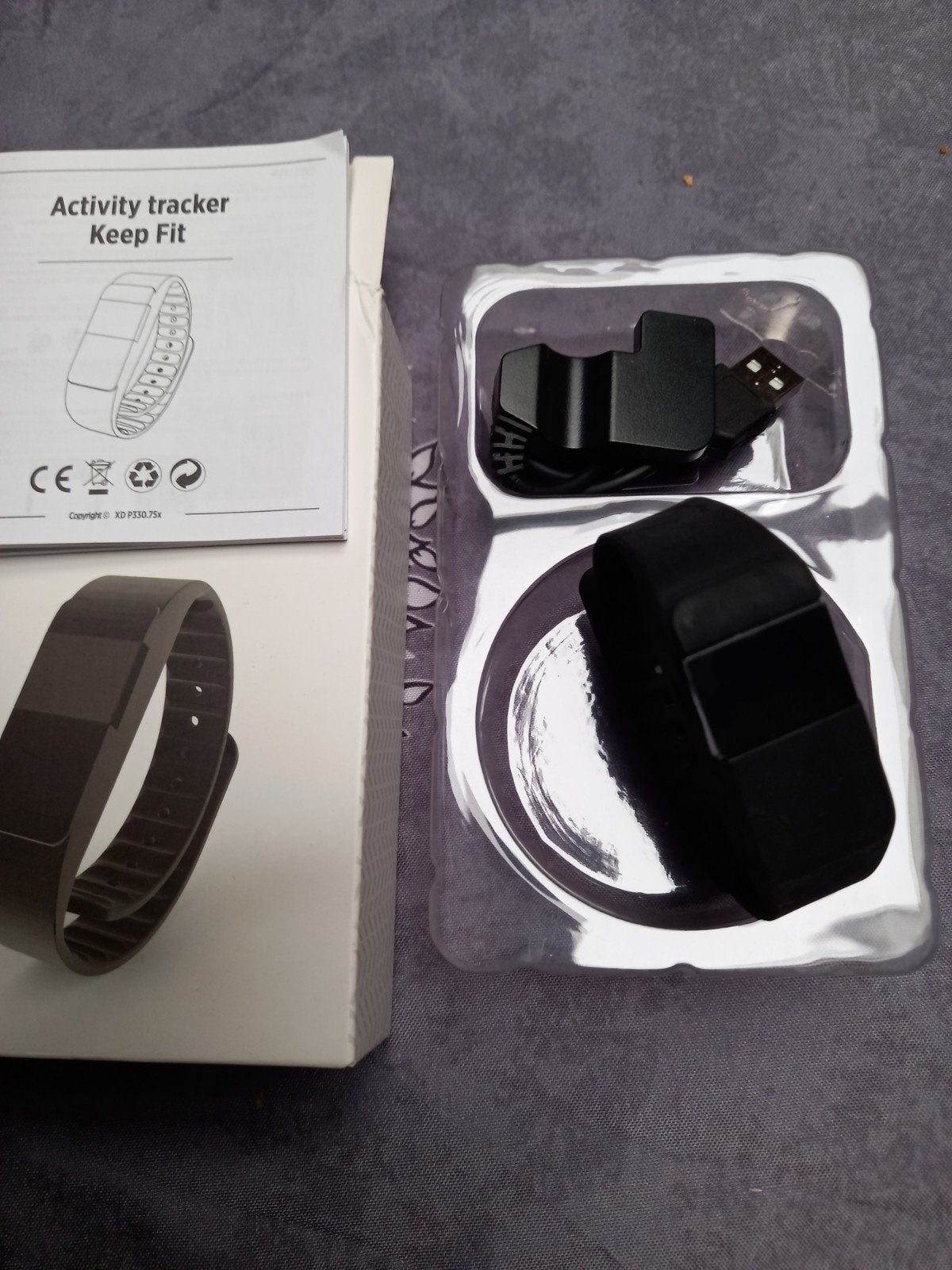 Activity tracker keep fit nieuw, Sports & Fitness, Cardiofréquencemètres, Enlèvement