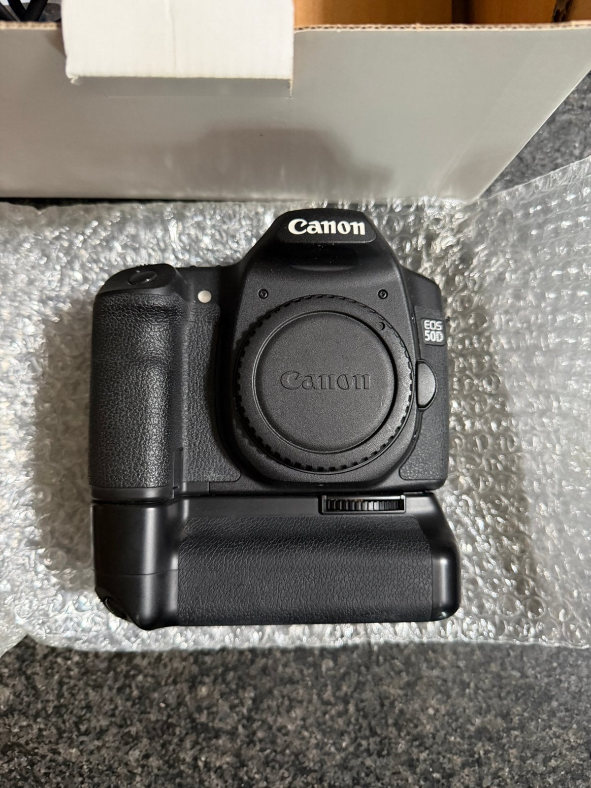 Canon EOS 50D body + batterijgrip, 2 batterijen, lader, TV, Hi-fi & Vidéo, Canon, Comme neuf, Reflex miroir, Manuel