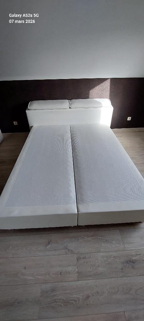 Boxspring, Simili cuir, Enlèvement, Utilisé, 200 cm