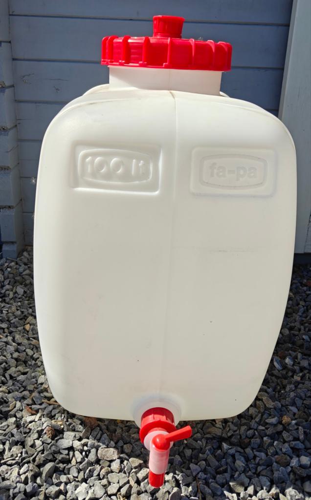 Réservoir en plastique  – 100 l


Deux disponibles, Tuin en Terras, Buitenkeukens, Ophalen