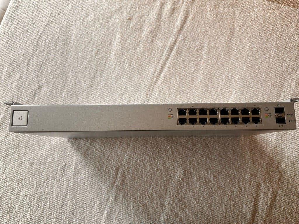 Ubiquiti - UniFi - US-16-150W PoE Managed Switch, Computers en Software, Netwerk switches, Ophalen of Verzenden, Gebruikt