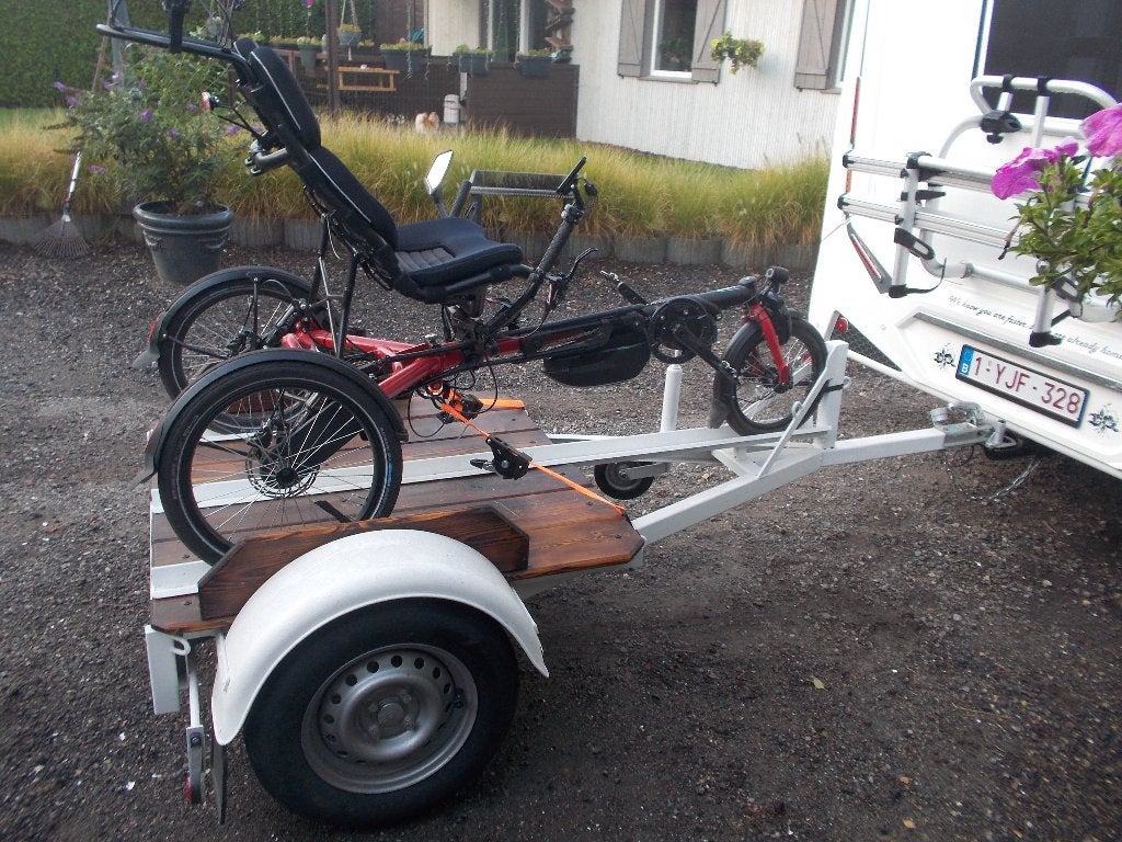 aanhangwagen voor driewielfiets, Ophalen