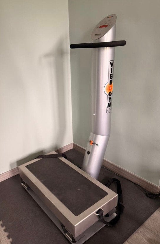 professionele trilplaat van het merk Power Plate, Ophalen, Zo goed als nieuw, Benen, Trilplaat