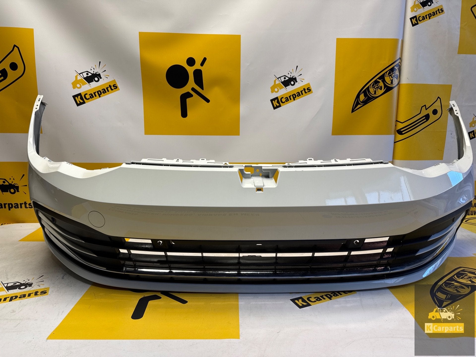 Volkswagen Golf 8 VIII Voorbumper LC9A 5H0807221H Origineel, Info@fabrikant.eu, Bumper, Fabrikant BV, Gebruikt
