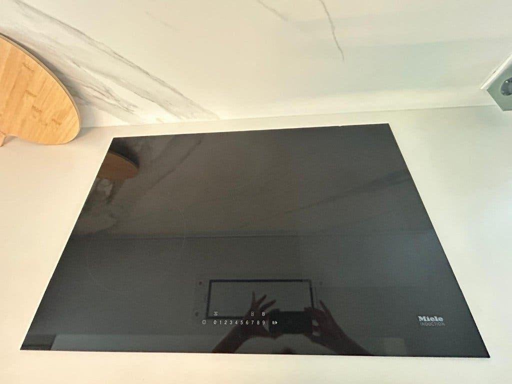 Miele inductiekookplaat KM7474 FL, Ophalen, Gebruikt, Tussenbouw, 4 kookzones