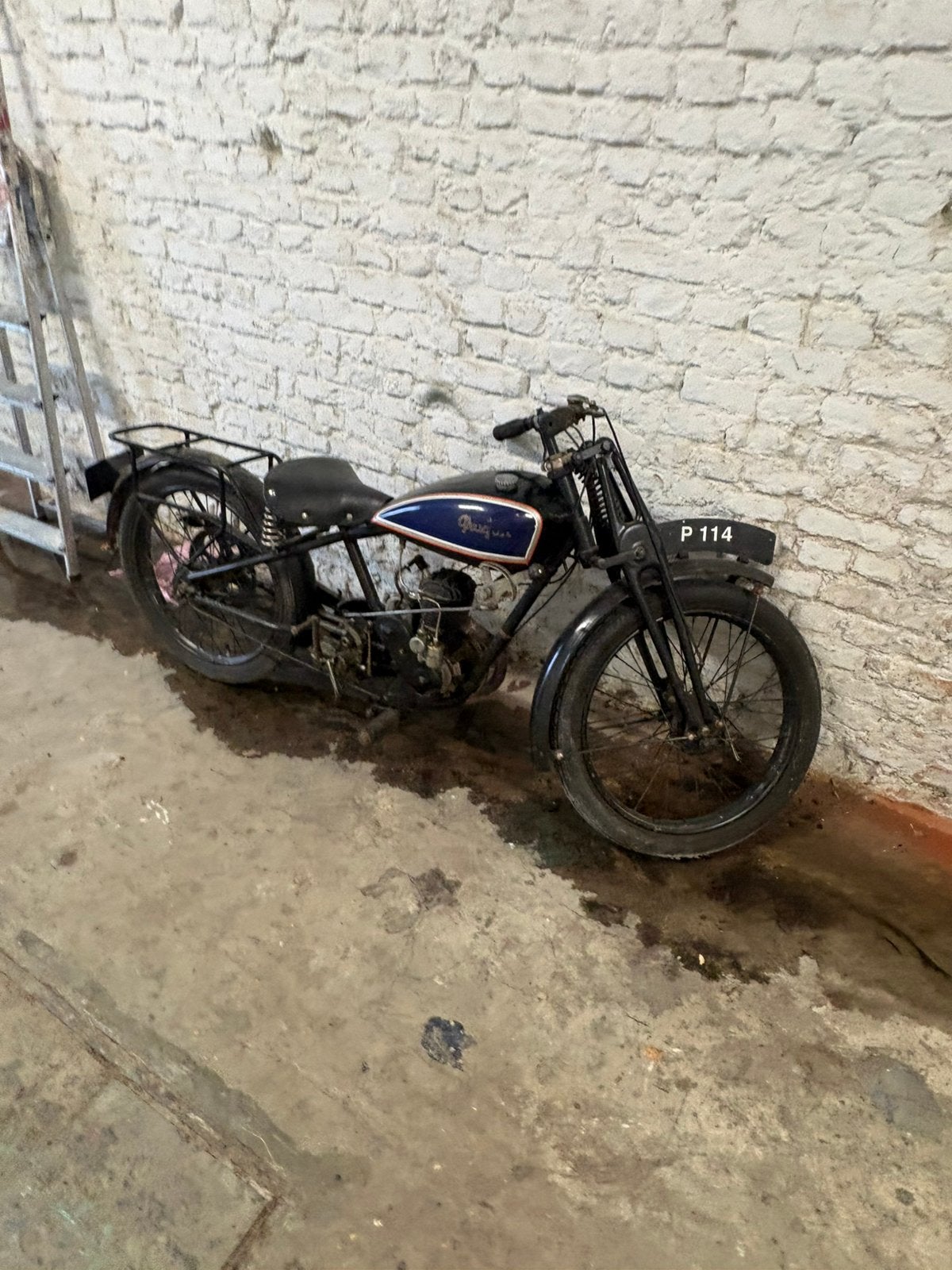 Peugeot p114, Motos