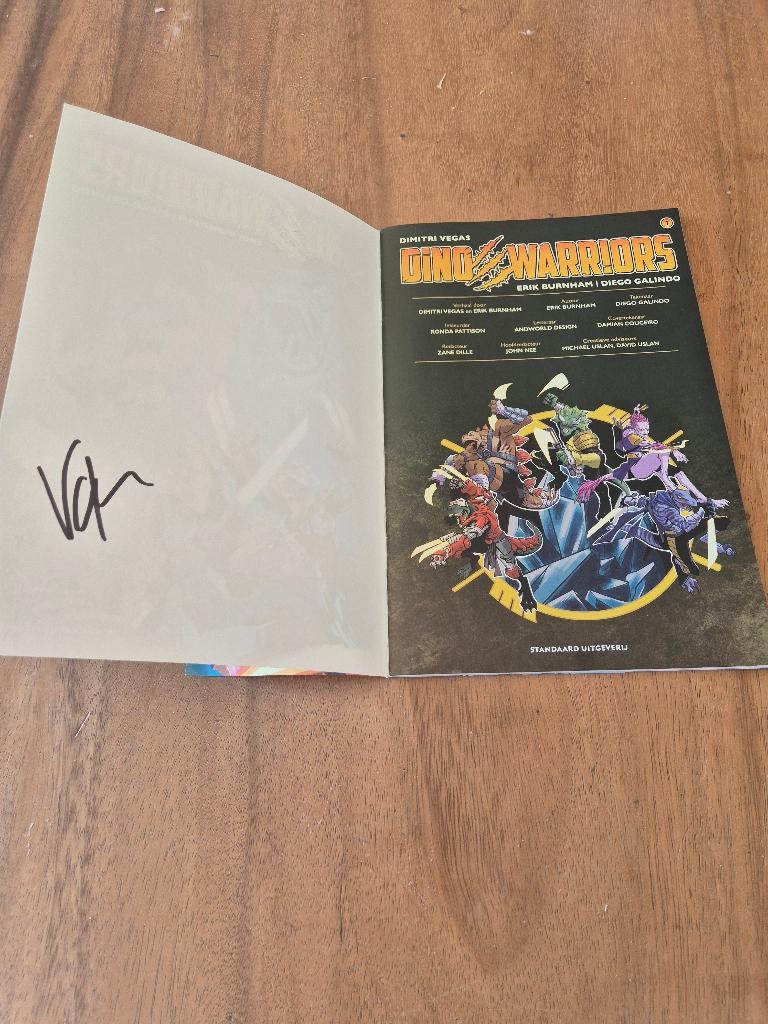 DIMITRI VEGAS (Tomorrow Land) EIGEN COMIC MET HANDTEKENING, Boeken, Stripverhalen, Eén stripboek, Ophalen of Verzenden, Zo goed als nieuw