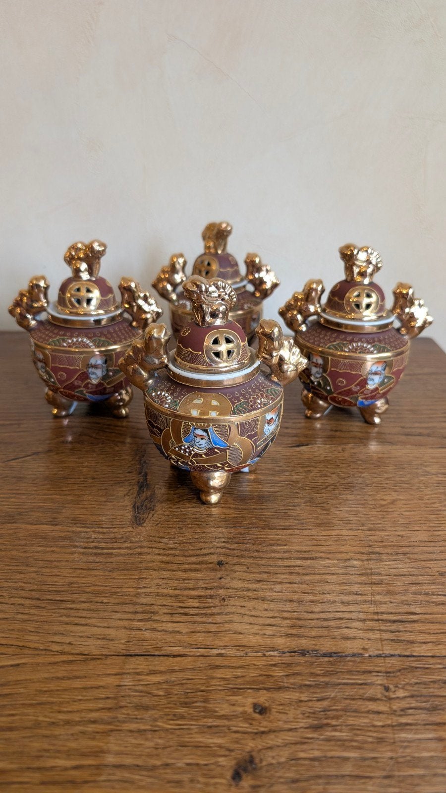 Porte-encens Koro anciens, Enlèvement