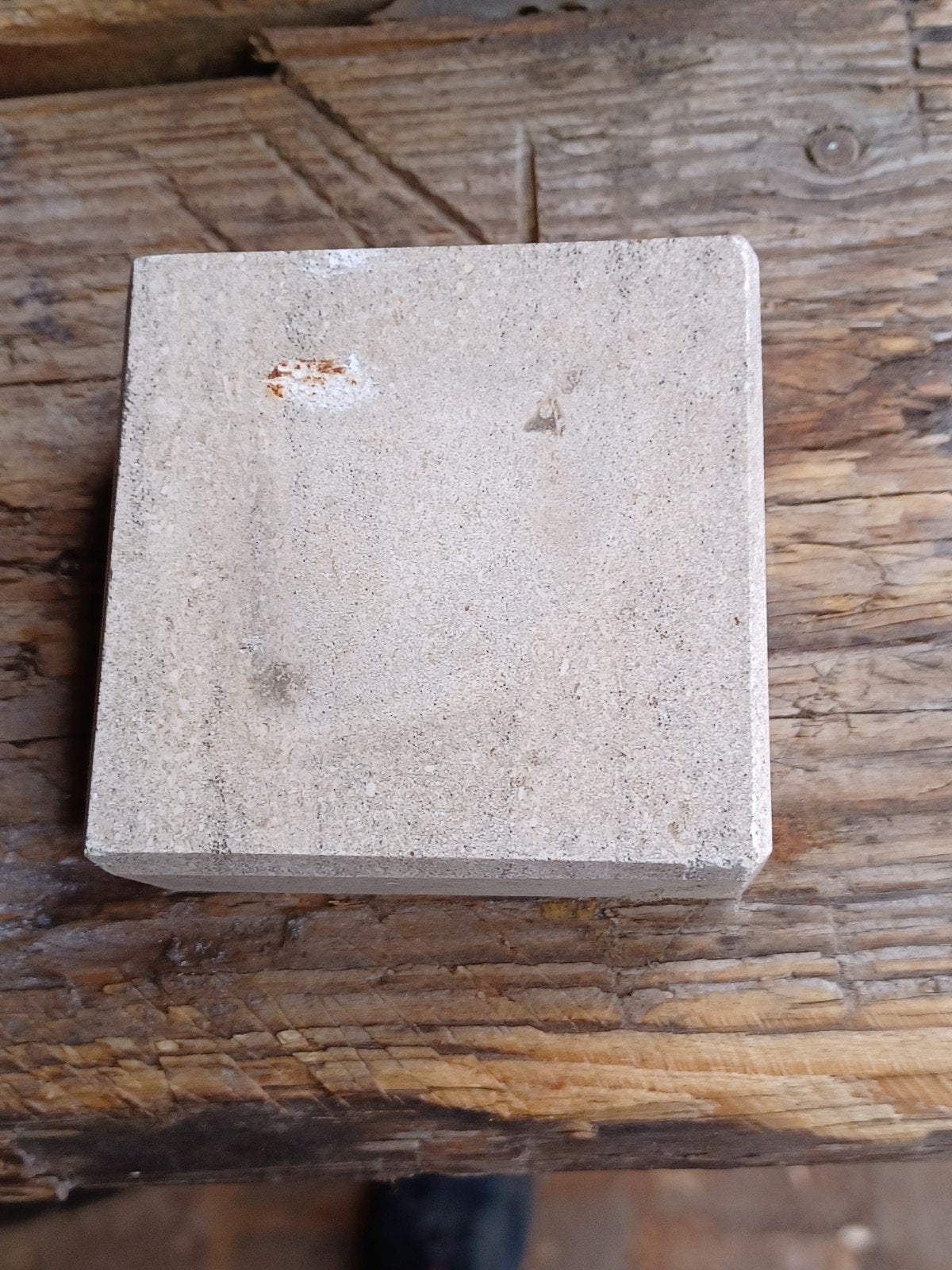Voetjes of onderzetters, Ophalen