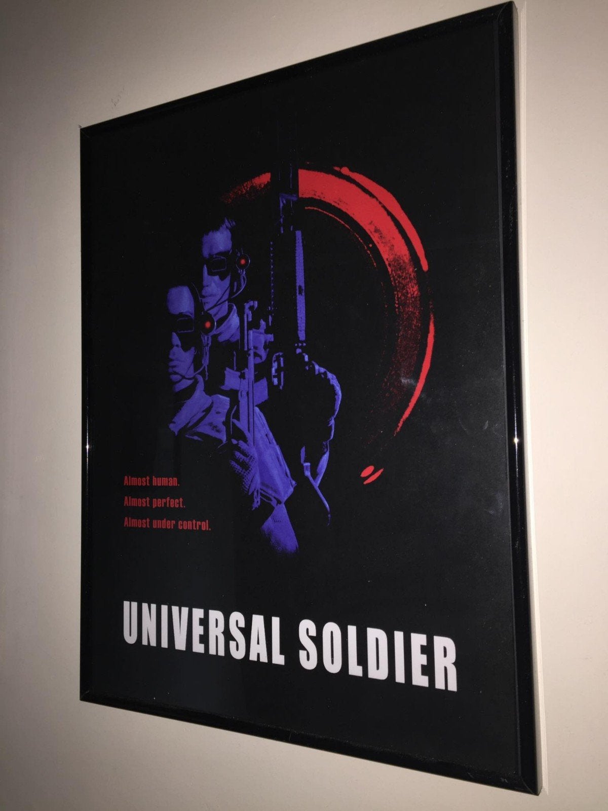 universal soldier, Ophalen of Verzenden