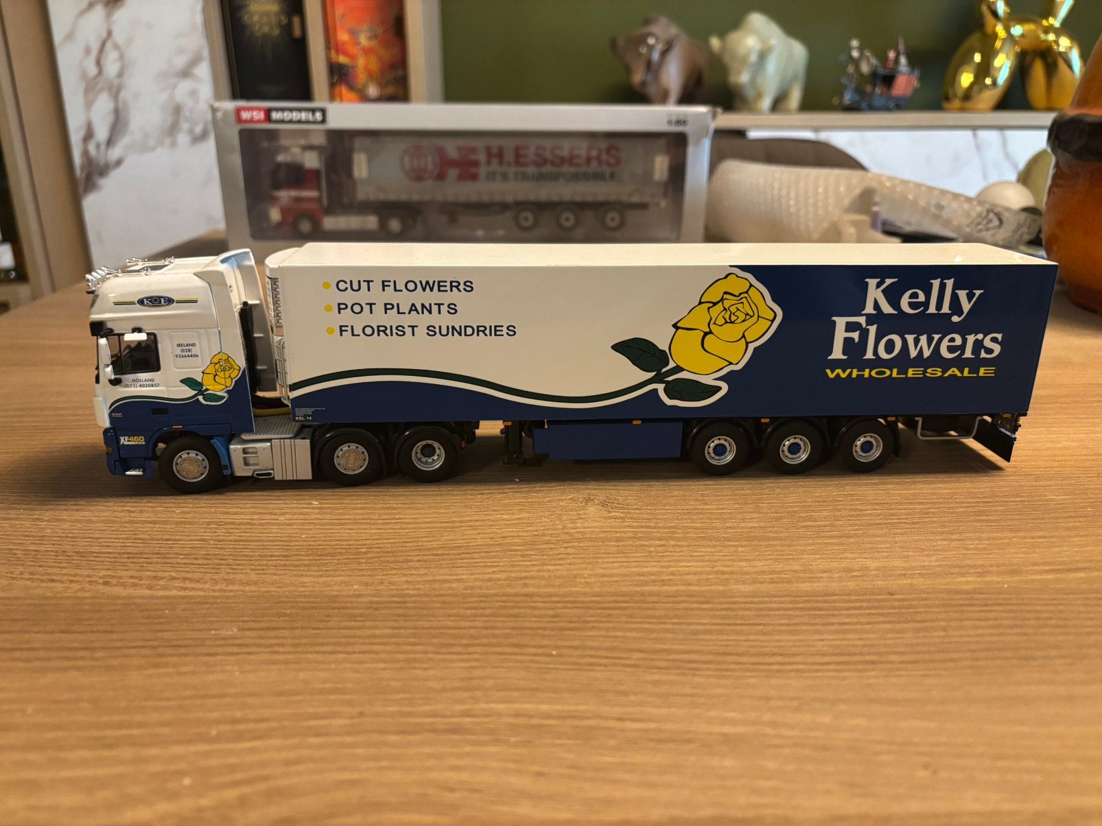WSI Kelly Flowers daf, Hobby en Vrije tijd, Modelauto's | 1:50, Ophalen of Verzenden, Gebruikt, Bus of Vrachtwagen, Wsi