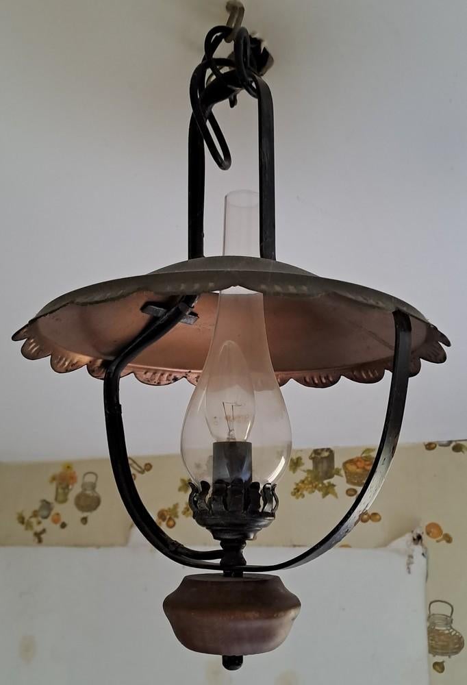 Lustre en cuivre, Enlèvement